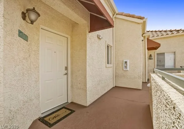 2nd image of 230 E Flamingo Rd #422, Las Vegas, NV 89169 | MLS# 2776252