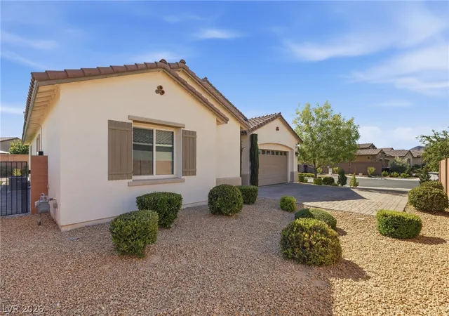 Homes for sale in Henderson, NV | 3100 Pavilio Dr, Henderson, NV 89044 | MLS# 2776448