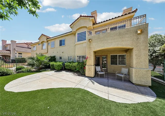 Homes for sale in Henderson, NV | 32 Blue Bench Ln, Henderson, NV 89012 | MLS# 2774149