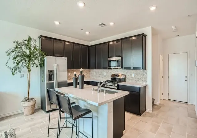 Photo 2 of Townhouse for sale at 152 Holden Hts Ct, Henderson, NV 89011 | MLS# 2776899 | Listing updated on 2026-10-01