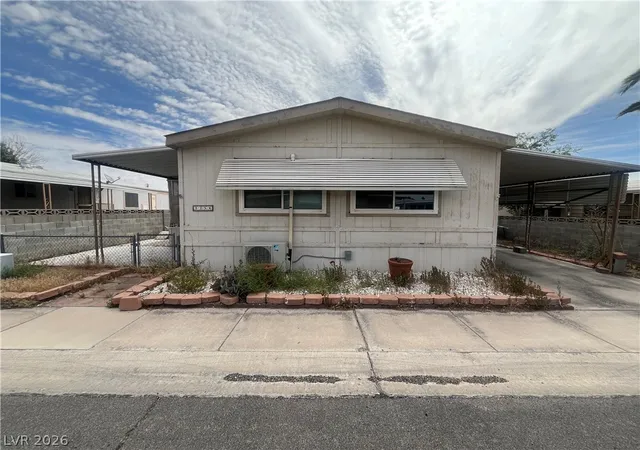 Photo 1 of Sale Pending at 3354 Gulf Shrs Dr, Las Vegas, NV 89122 | MLS# 2775704 | Listing updated on 2026-08-03