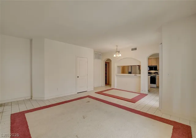 4th image of 7637 Vly Grn Dr, Las Vegas, NV 89149
