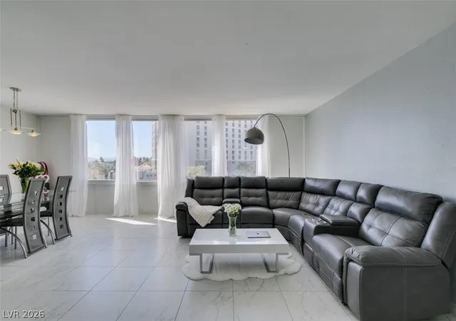 5th image of 205 E Harmon Ave #511, Las Vegas, NV 89169 | MLS# 2777134