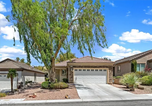 Homes for sale in Henderson, NV | 2560 Corvus St, Henderson, NV 89044 | MLS# 2776953