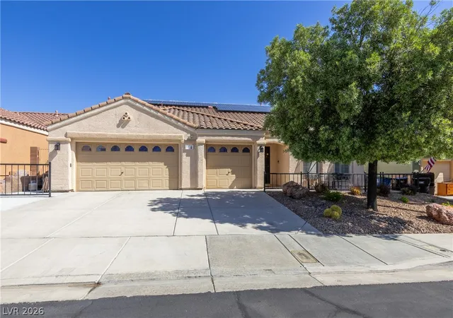 Homes for sale in Henderson, NV | 176 Ridge Crossing Ave, Henderson, NV 89002 | MLS# 2777992