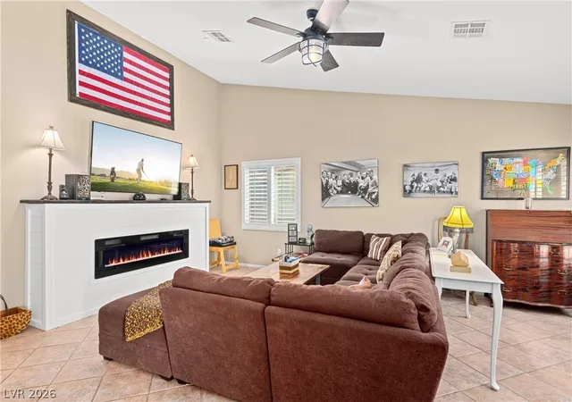 Homes for sale in Henderson, NV | 176 Ridge Crossing Ave, Henderson, NV 89002 | MLS# 2777992