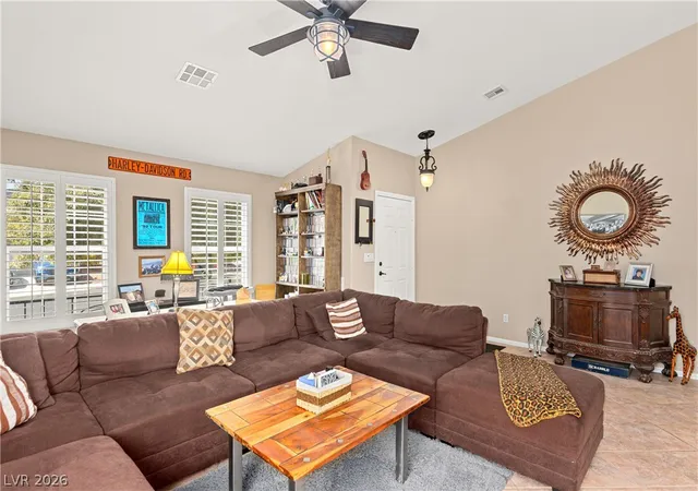 Homes for sale in Henderson, NV | 176 Ridge Crossing Ave, Henderson, NV 89002 | MLS# 2777992