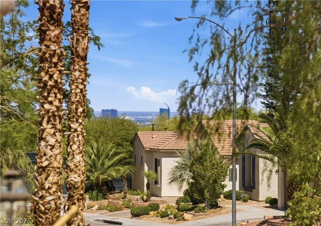 Photo 4 of Sale Pending at 2325 Orangeburg Pl, Henderson, NV 89044 | MLS# 2777953 | Listing updated on 2026-07-27