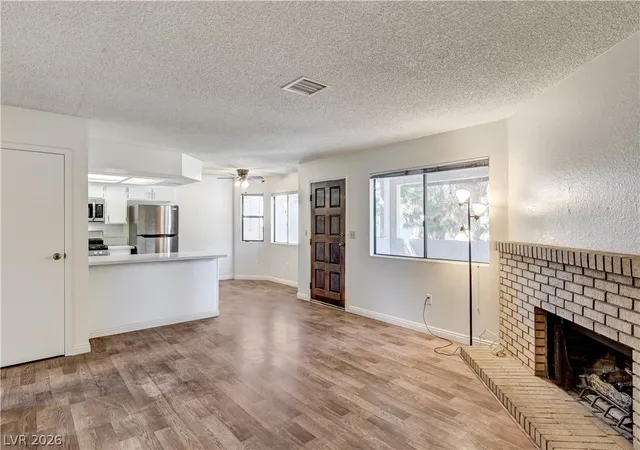 3rd image of 817 Rock Springs Dr, Las Vegas, NV 89128