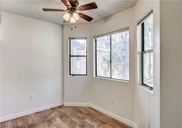 4th image of 817 Rock Springs Dr, Las Vegas, NV 89128