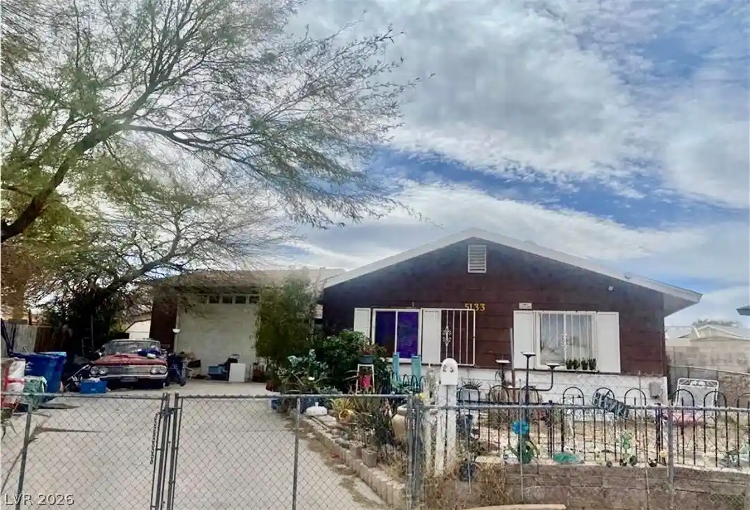Photo 1 of Sale Pending at 5133 Airdrie Pl, Las Vegas, NV 89122 | MLS# 2778006 | Listing updated on 2026-10-16