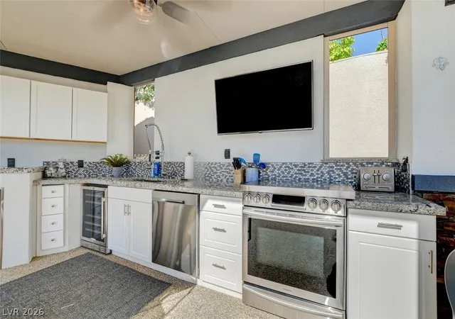 2nd image of 8175 Arville St #235, Las Vegas, NV 89139 | MLS# 2778221