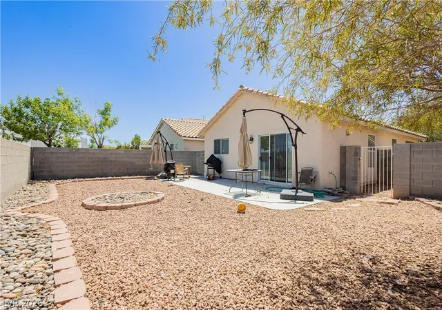 Photo 3 of Sale Pending at 5454 Walcott Dr, Las Vegas, NV 89118 | MLS# 2777525 | Listing updated on 2026-08-03