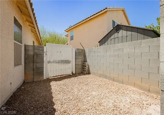 Photo 3 of Sale Pending at 5454 Walcott Dr, Las Vegas, NV 89118 | MLS# 2777525 | Listing updated on 2026-08-03