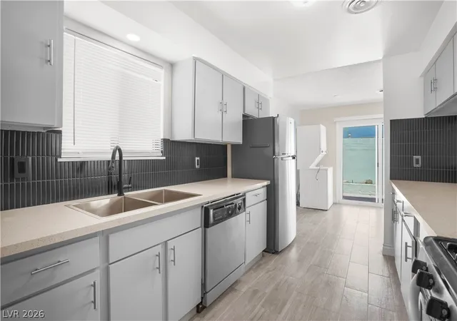 4th image of 213 Shadow Ln, Las Vegas, NV 89106 | MLS# 2777940