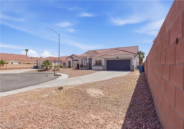 2nd image of 1661 Mount Tremblant Ave, Las Vegas, NV 89123 | MLS# 2778250