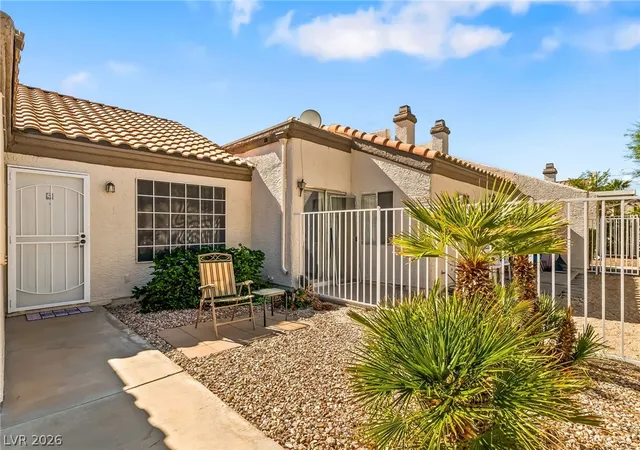 2nd image of 2136 Pebble Creek Ln, Laughlin, NV 89029 | MLS# 2778457