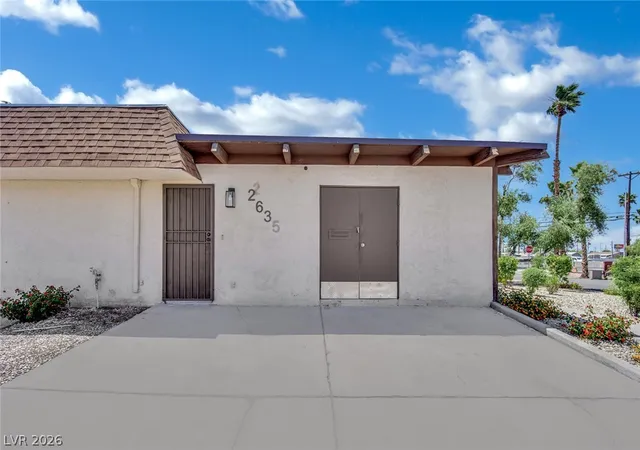 Photo 3 of Townhouse for sale at 2635 Heritage Ct, Las Vegas, NV 89121 | MLS# 2778662 | Listing updated on 2026-07-31