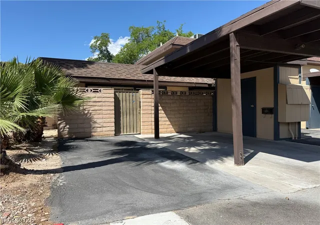 Homes for sale in Las Vegas, NV | 6162 Meadow Vista Ln, Las Vegas, NV 89103 | MLS# 2777251