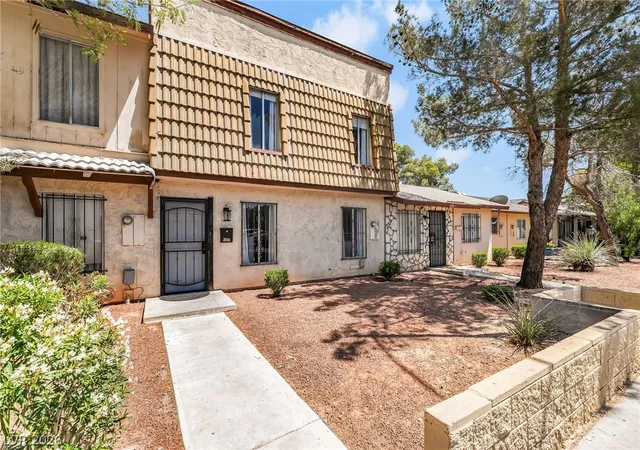 Photo 1 of Townhouse for sale at 3934 Palos Verdes St, Las Vegas, NV 89119 | MLS# 2778036 | Listing updated on 2026-05-04