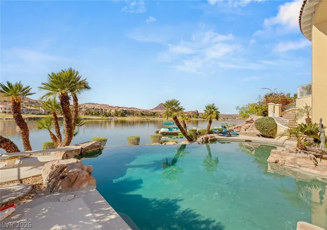 3rd image of 8 Rue Promenade Wy, Henderson, NV 89011 | MLS# 2777142