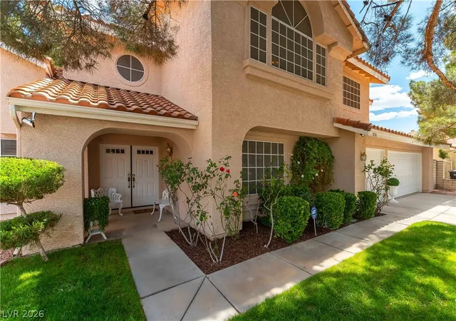 2nd image of 5736 Willowcreek Rd, North Las Vegas, NV 89031 | MLS# 2778419
