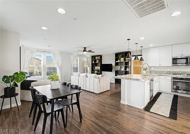 1st image of 374 Gracious Wy, Henderson, NV 89011 | MLS# 2778607