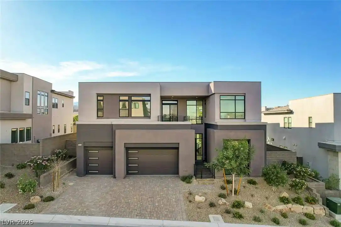 Photo 1 of Single family home for sale at 10738 Desert Hts Ave, Las Vegas, NV 89135 | MLS# 2779317 | Listing updated on 2026-10-21