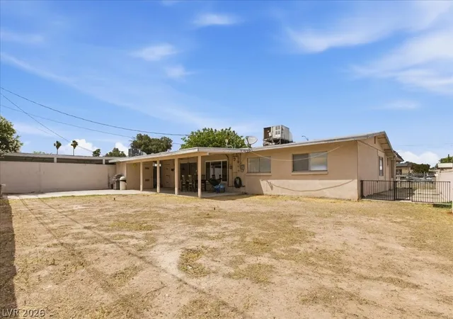 5th image of 4075 Pepe Cir, Las Vegas, NV 89121 | MLS# 2776498