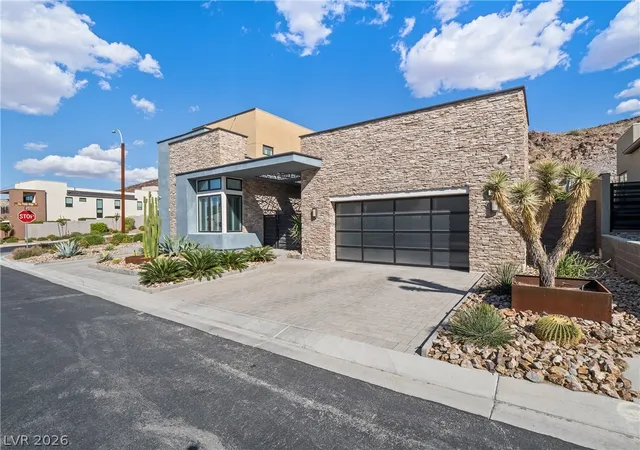 Photo 2 of Single family home for sale at 2211 Ledge Rock Ln, Henderson, NV 89052 | MLS# 2778756 | Listing updated on 2026-07-18