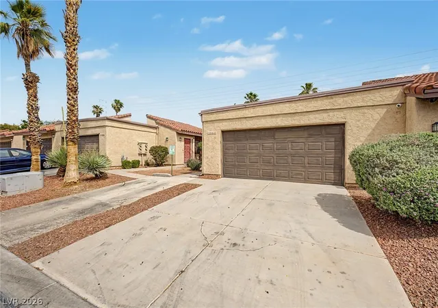 3rd image of 1868 Arbol Verde Wy, Las Vegas, NV 89119 | MLS# 2779383