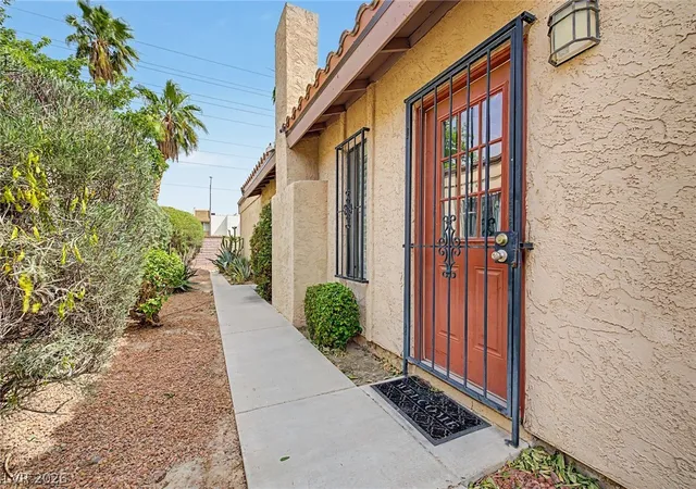 4th image of 1868 Arbol Verde Wy, Las Vegas, NV 89119 | MLS# 2779383