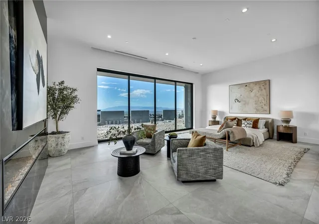 2nd image of 8 Cloudloft Ct, Henderson, NV 89012 | MLS# 2777297