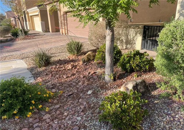 Homes for sale in Las Vegas, NV | 7068 Ipe Wood Rd, Las Vegas, NV 89148 | MLS# 2779598