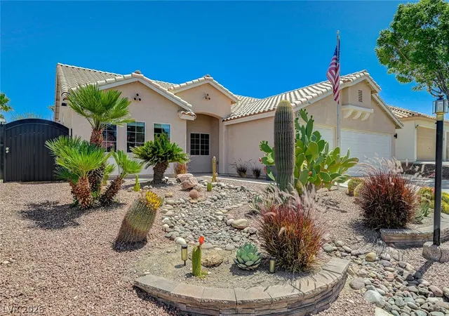 Photo 4 of Sale Pending at 2478 Vegas Vic St, Henderson, NV 89002 | MLS# 2778023 | Listing updated on 2026-08-28