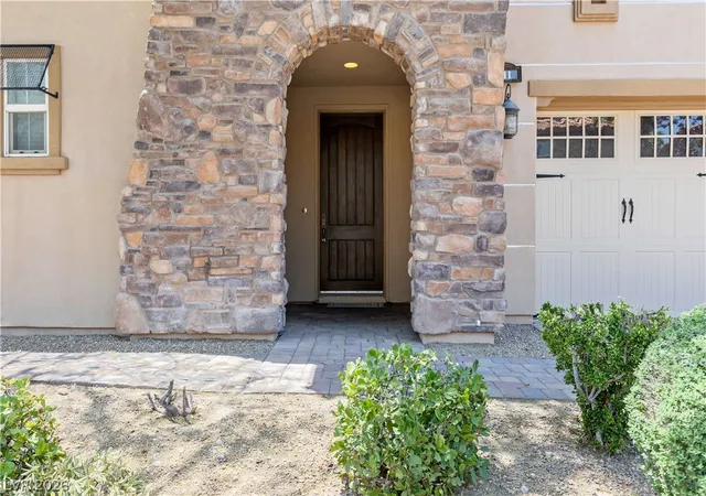 Photo 3 of Single family home for sale at 211 Crooked Putter Dr, Las Vegas, NV 89148 | MLS# 2780948 | Listing updated on 2026-08-19