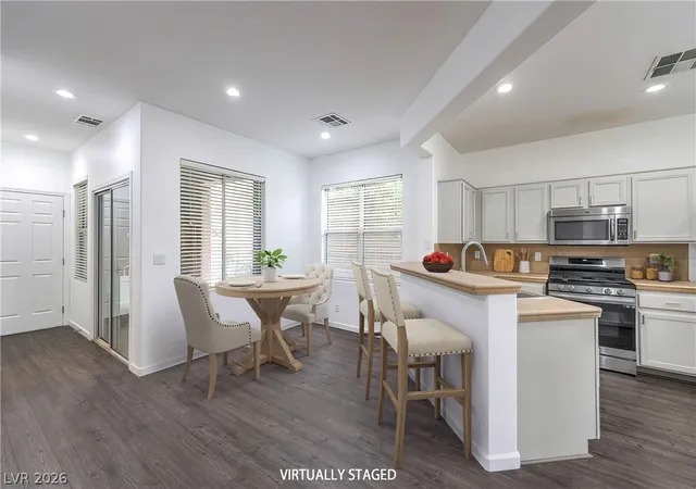 3rd image of 1044 Creeping Zinnia Ct, Las Vegas, NV 89138 | MLS# 2781213