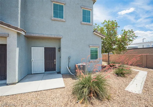 Photo 4 of Single family home for sale at 5565 Autumn Cliffs Way, Las Vegas, NV 89118 | MLS# 2781737 | Listing updated on 2026-06-11