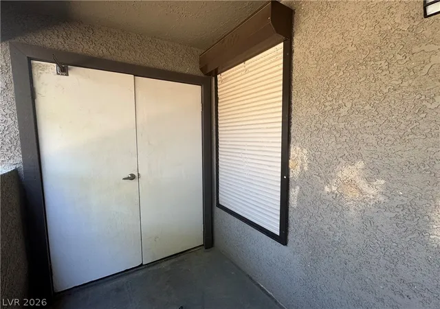Homes for sale in Las Vegas, NV | 2606 S Durango Drive, Las Vegas, NV 89117 | Houzeo
