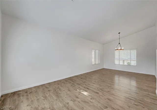 3rd image of 31 Antero Dr, Henderson, NV 89074 | MLS# 2781893