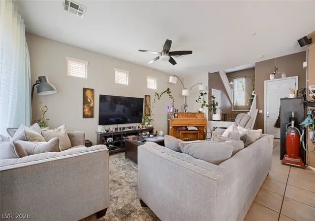 Photo 4 of Single family home for sale at 7242 Regent Pond St, Las Vegas, NV 89166 | MLS# 2782003 | Listing updated on 2026-08-21