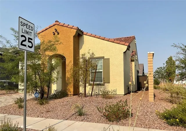 Photo 3 of Townhouse for sale at 1170 King Lark St, Henderson, NV 89011 | MLS# 2782054 | Listing updated on 2026-07-23