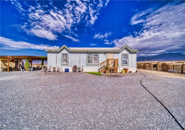 Photo 3 of Manufactured home for sale at 1440 E Irene St, Pahrump, NV 89060 | MLS# 2782067 | Listing updated on 2026-06-19