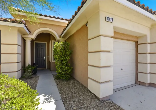 Photo 4 of Single family home for sale at 10024 Wild Calla St, Las Vegas, NV 89178 | MLS# 2782275 | Listing updated on 2026-08-01
