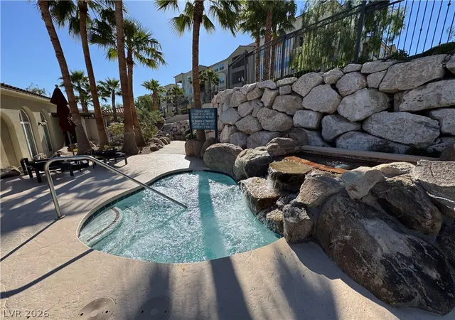 5th image of 2555 Hampton Rd #4205, Henderson, NV 89052 | MLS# 2781210