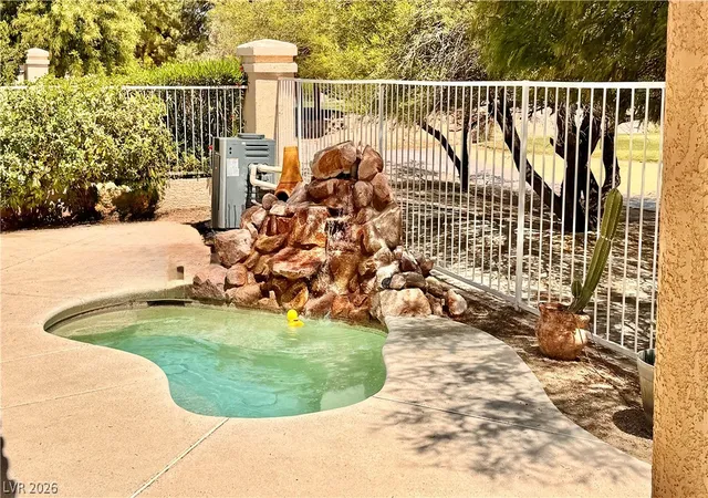 2nd image of 5032 Forest Oaks Dr, Las Vegas, NV 89149 | MLS# 2782401
