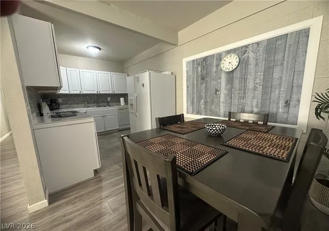 Listing Photo 5 - Condo for sale in building located at 1312 E Saint Louis Ave, Las Vegas, NV 89104