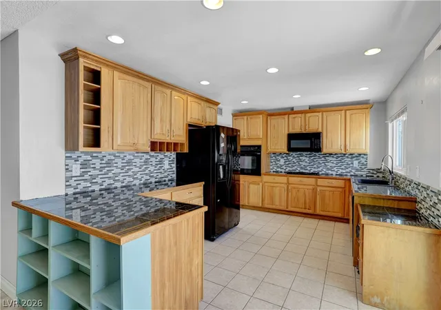 Photo 4 of Single family home for sale at 6968 Stober Ct, Las Vegas, NV 89147 | MLS# 2780925 | Listing updated on 2026-08-21