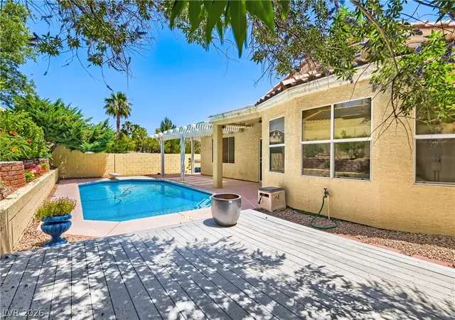 3rd image of 1995 Songbird Ct, Henderson, NV 89012 | MLS# 2782258