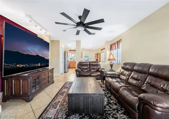 Photo 3 of Sale Pending at 733 Rising Brk Dr, Henderson, NV 89011 | MLS# 2781347 | Listing updated on 2026-08-01